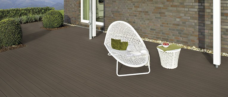 Pflegeleichte Terrassendielen aus WPC und BPC